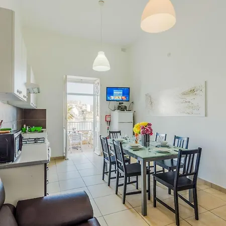 Blue Harbour 1 - Seafront 2-bedroom With Terrace St Paul's Bay * Wardija