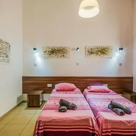 Appartement Blue Harbour 1 - Seafront 2-bedroom With Terrace St Paul's Bay