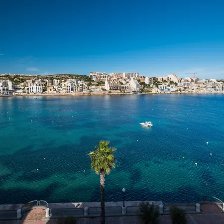 Blue Harbour 1 - Seafront 2-bedroom With Terrace St Paul's Bay