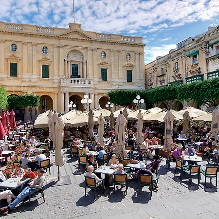 Appartamento Blue Harbour 1 - Seafront 2-bedroom With Terrace St Paul's Bay *
