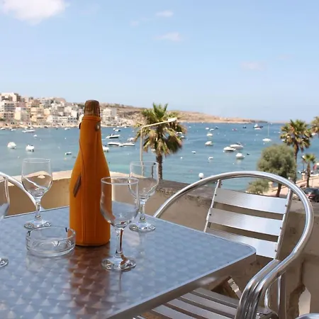 Blue Harbour 1 - Seafront 2-bedroom With Terrace St Paul's Bay Appartamento *